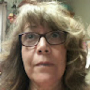 Meet your Posher, Yolanda